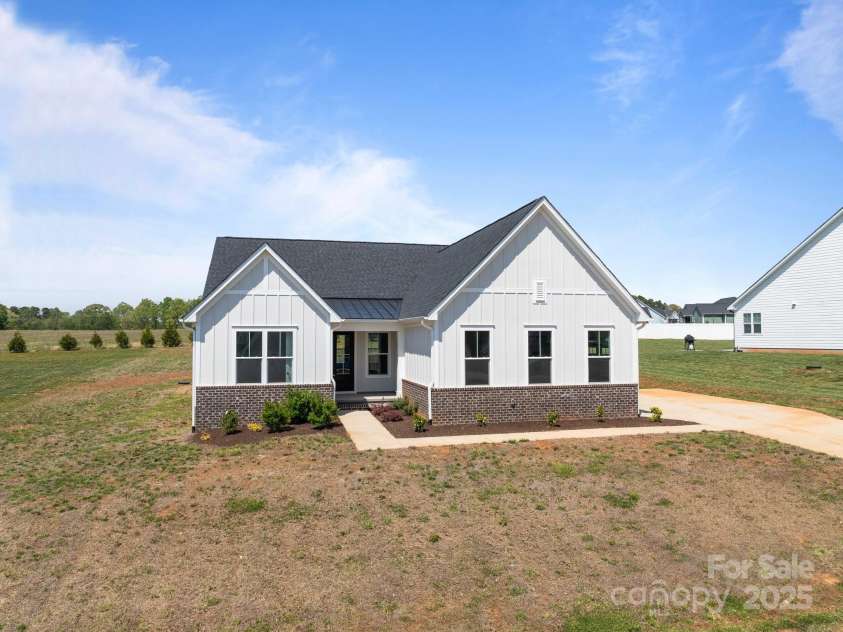 210 Goldenrod Circle, Salisbury, NC 28147.  MLS# CAR4247714, YatesRealty ID 13583. 
