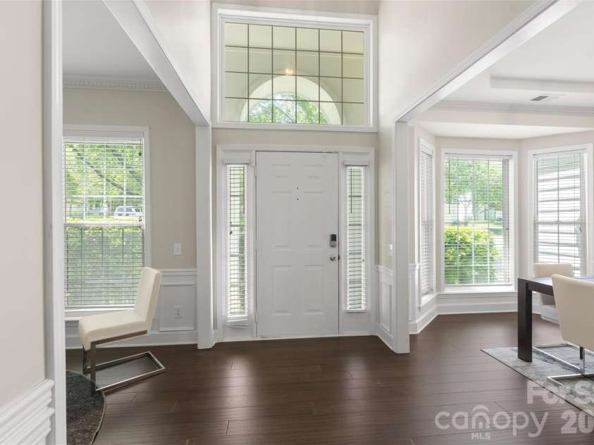7627 Annbick Lane, Charlotte, NC 28269.  MLS# CAR4361256, YatesRealty ID 13585. 