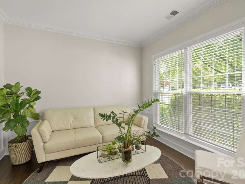 7627 Annbick Lane, Charlotte, NC 28269.  MLS# CAR4361256, YatesRealty ID 13585. 