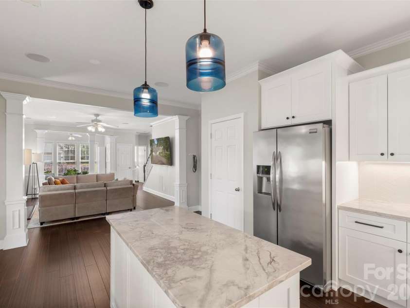 7627 Annbick Lane, Charlotte, NC 28269.  MLS# CAR4361256, YatesRealty ID 13585. 