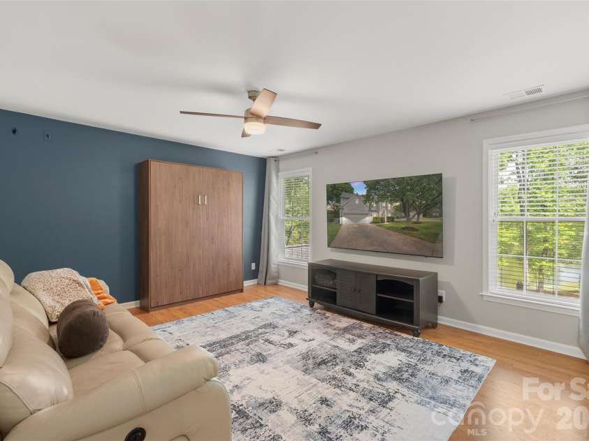 7627 Annbick Lane, Charlotte, NC 28269.  MLS# CAR4361256, YatesRealty ID 13585. 