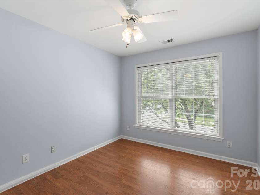 7627 Annbick Lane, Charlotte, NC 28269.  MLS# CAR4361256, YatesRealty ID 13585. 