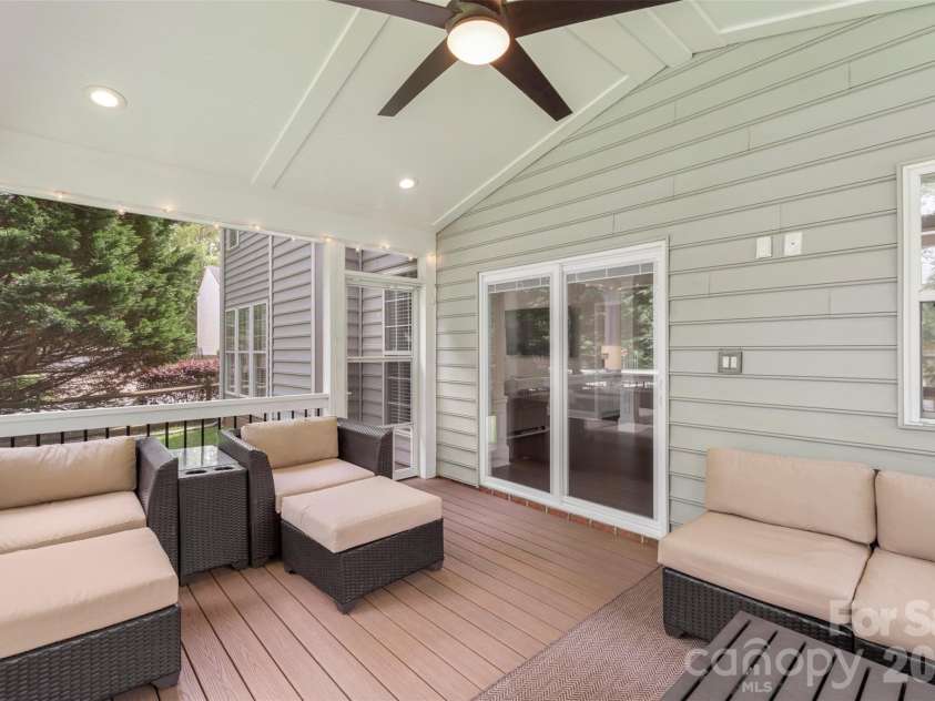 7627 Annbick Lane, Charlotte, NC 28269.  MLS# CAR4361256, YatesRealty ID 13585. 