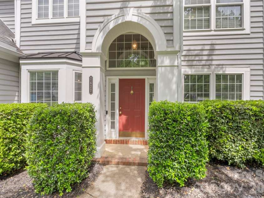 7627 Annbick Lane, Charlotte, NC 28269.  MLS# CAR4361256, YatesRealty ID 13585. 