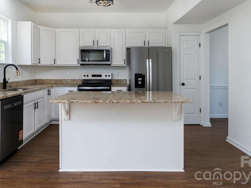 5703 Brandy Ridge Lane, Charlotte, NC 28269.  MLS# CAR4370962, YatesRealty ID 13586. 