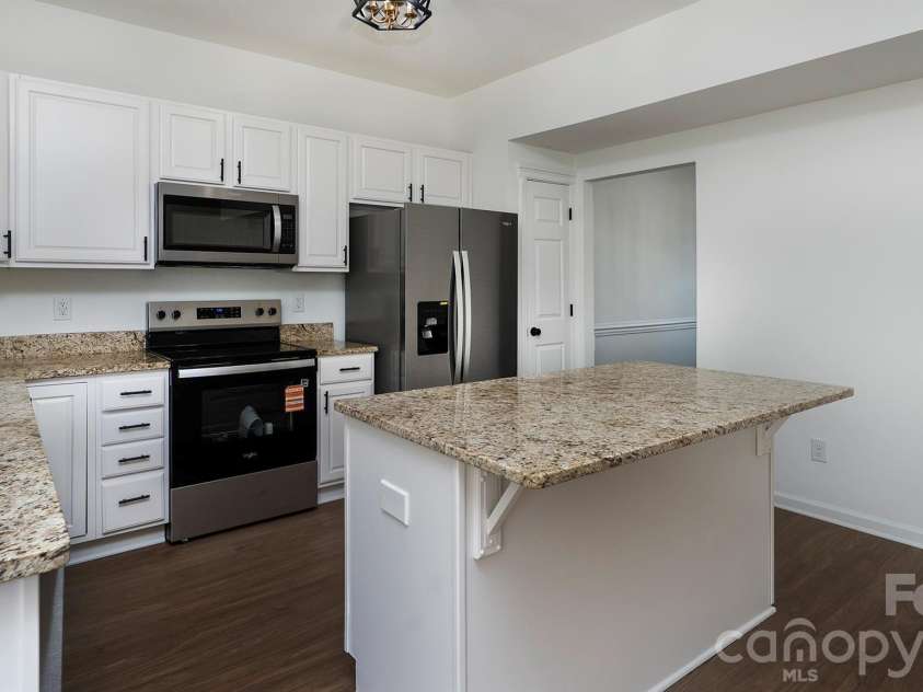 5703 Brandy Ridge Lane, Charlotte, NC 28269.  MLS# CAR4370962, YatesRealty ID 13586. 