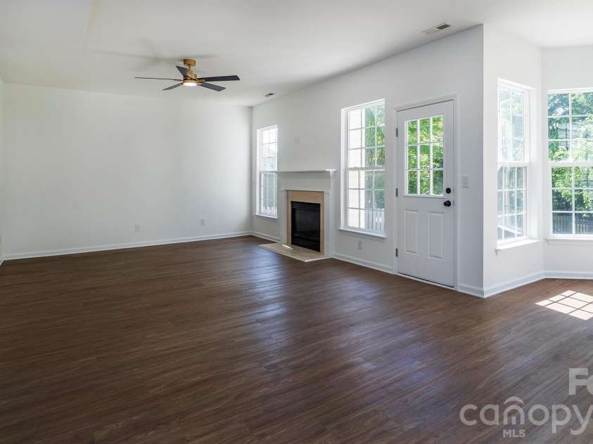5703 Brandy Ridge Lane, Charlotte, NC 28269.  MLS# CAR4370962, YatesRealty ID 13586. 