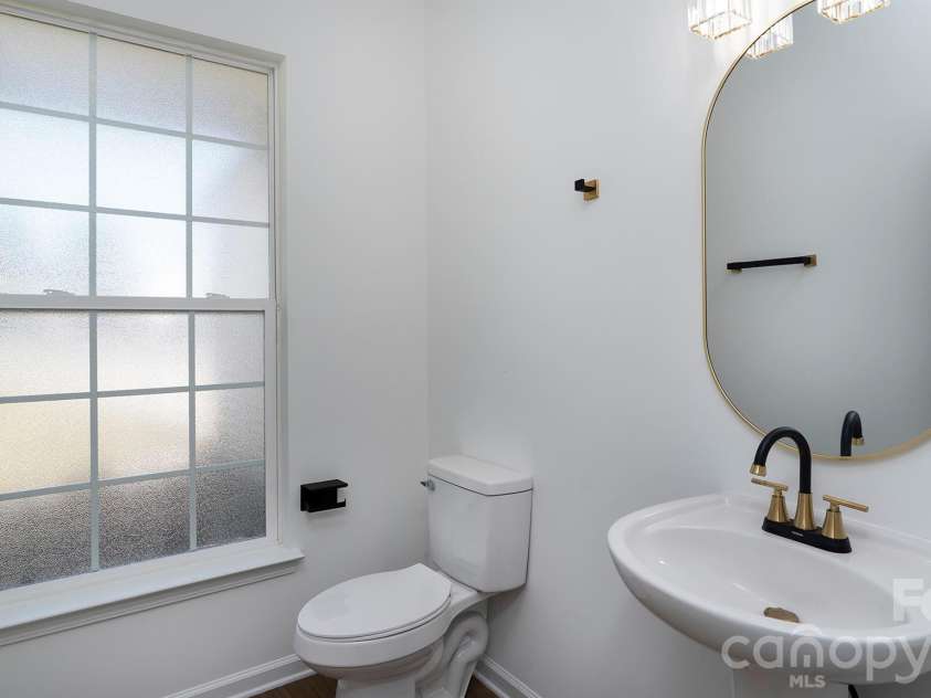 5703 Brandy Ridge Lane, Charlotte, NC 28269.  MLS# CAR4370962, YatesRealty ID 13586. 