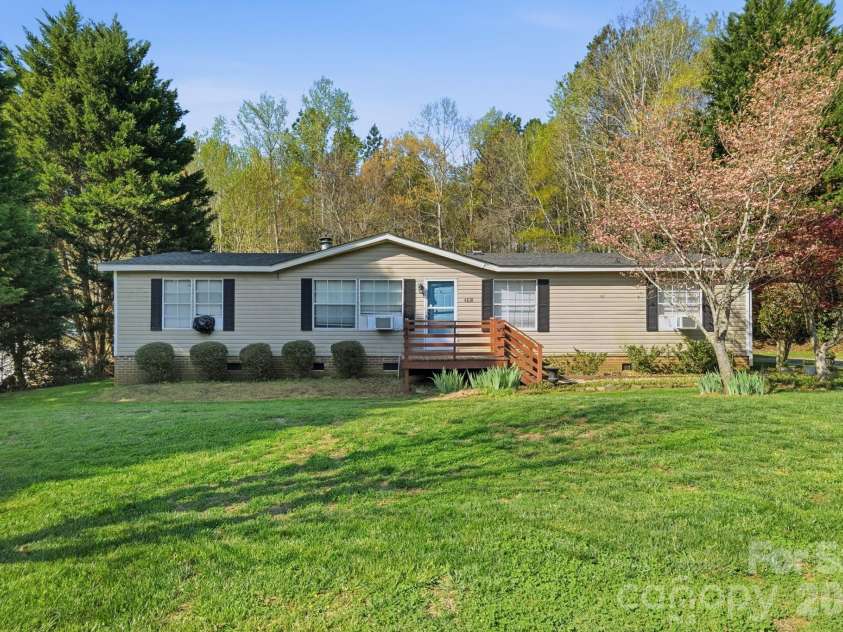 4830 Verde View Drive, Gastonia, NC 28056.  MLS# CAR4362938, YatesRealty ID 13587. 