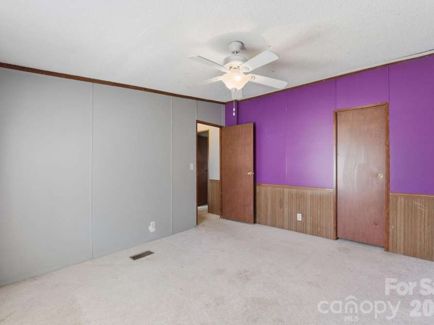 4830 Verde View Drive, Gastonia, NC 28056.  MLS# CAR4362938, YatesRealty ID 13587. 