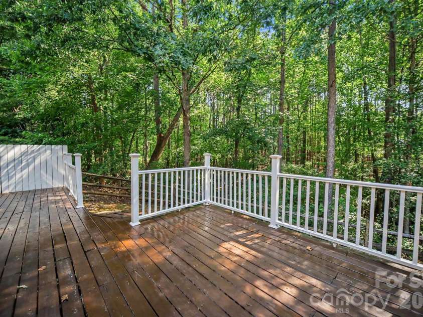 214 Harbor Landing Drive, Mooresville, NC 28117.  MLS# CAR4326069, YatesRealty ID 13588. Back Bottom Deck