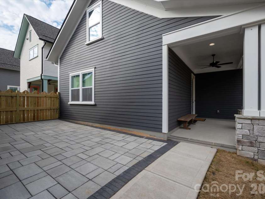 604 Hops Alley, Fort Mill, SC 29715.  MLS# CAR4344408, YatesRealty ID 13589. 