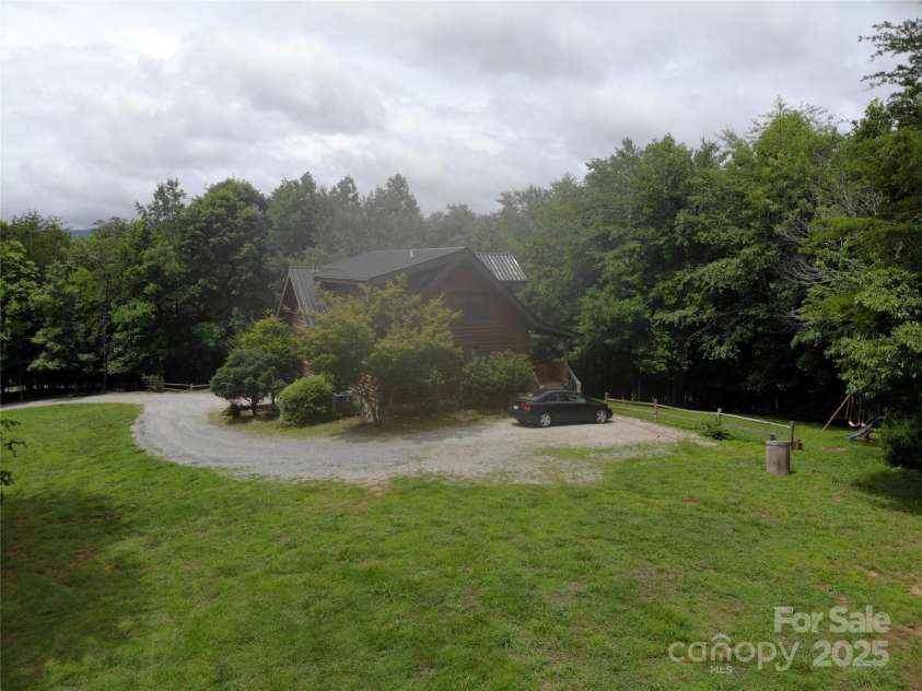 460 Cascades Parkway, Nebo, NC 28761.  MLS# CAR4193100, YatesRealty ID 1359. 