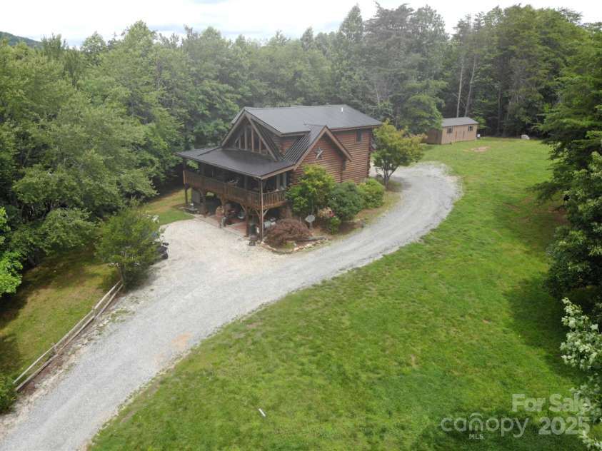 460 Cascades Parkway, Nebo, NC 28761.  MLS# CAR4193100, YatesRealty ID 1359. 