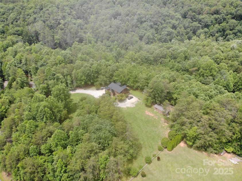 460 Cascades Parkway, Nebo, NC 28761.  MLS# CAR4193100, YatesRealty ID 1359. 