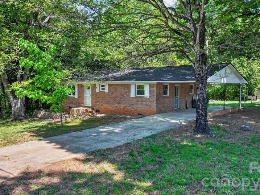 1962 Imperial Street, Conover, NC 28613.  MLS# CAR4371635, YatesRealty ID 13590. 