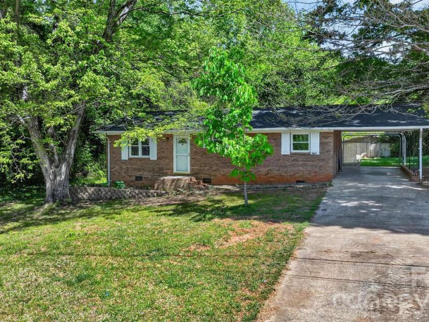 1962 Imperial Street, Conover, NC 28613.  MLS# CAR4371635, YatesRealty ID 13590. 