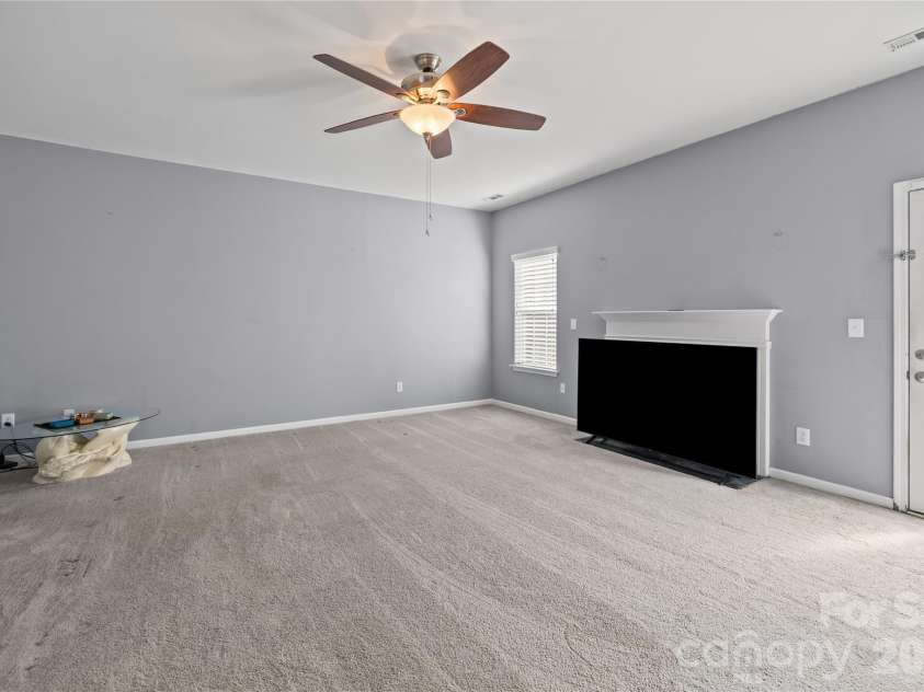 4017 Brookchase Boulevard, Fort Mill, SC 29707.  MLS# CAR4352242, YatesRealty ID 13592. 