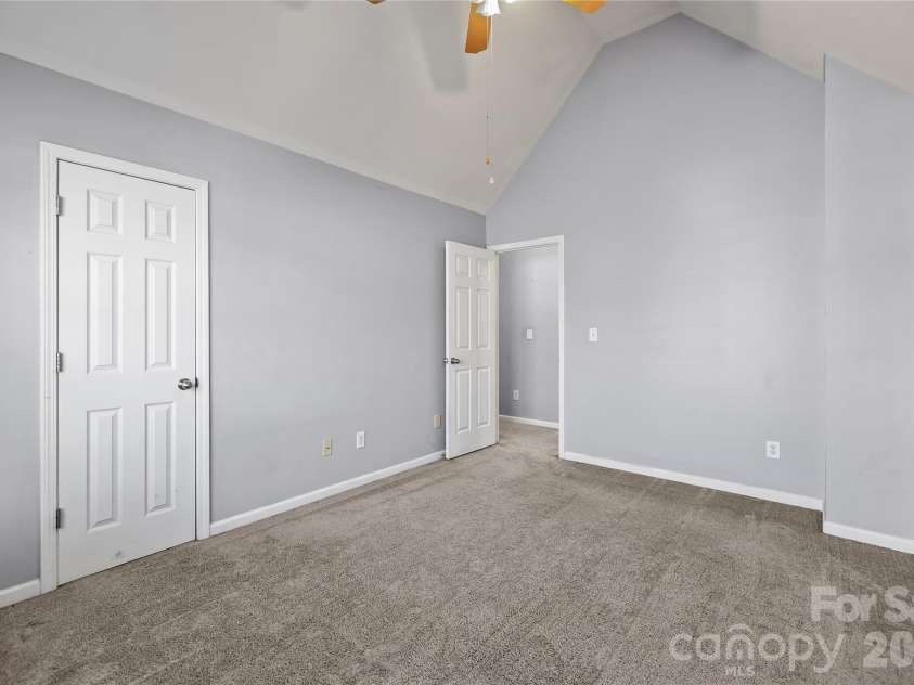 4017 Brookchase Boulevard, Fort Mill, SC 29707.  MLS# CAR4352242, YatesRealty ID 13592. 