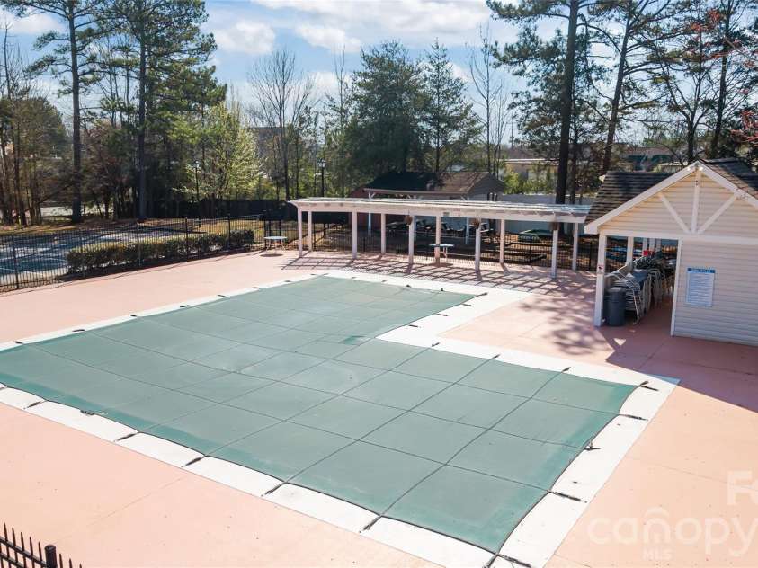 4017 Brookchase Boulevard, Fort Mill, SC 29707.  MLS# CAR4352242, YatesRealty ID 13592. 