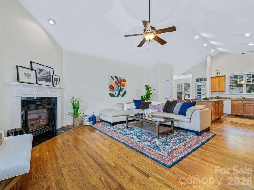 1 Craftsman Circle, Asheville, NC 28805.  MLS# CAR4424808, YatesRealty ID 13593. 