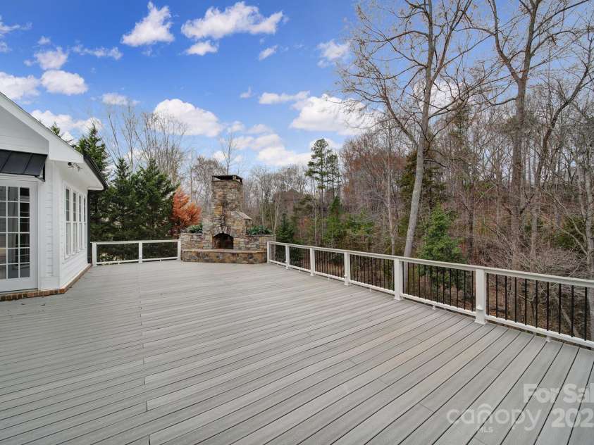 411 Belo Court, Fort Mill, SC 29715.  MLS# CAR4223656, YatesRealty ID 13593. 