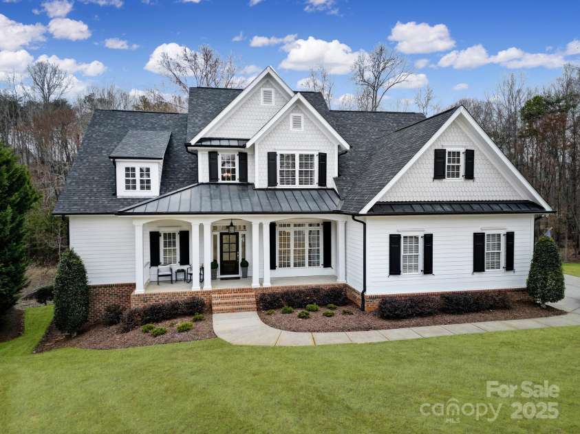 411 Belo Court, Fort Mill, SC 29715.  MLS# CAR4223656, YatesRealty ID 13593. 