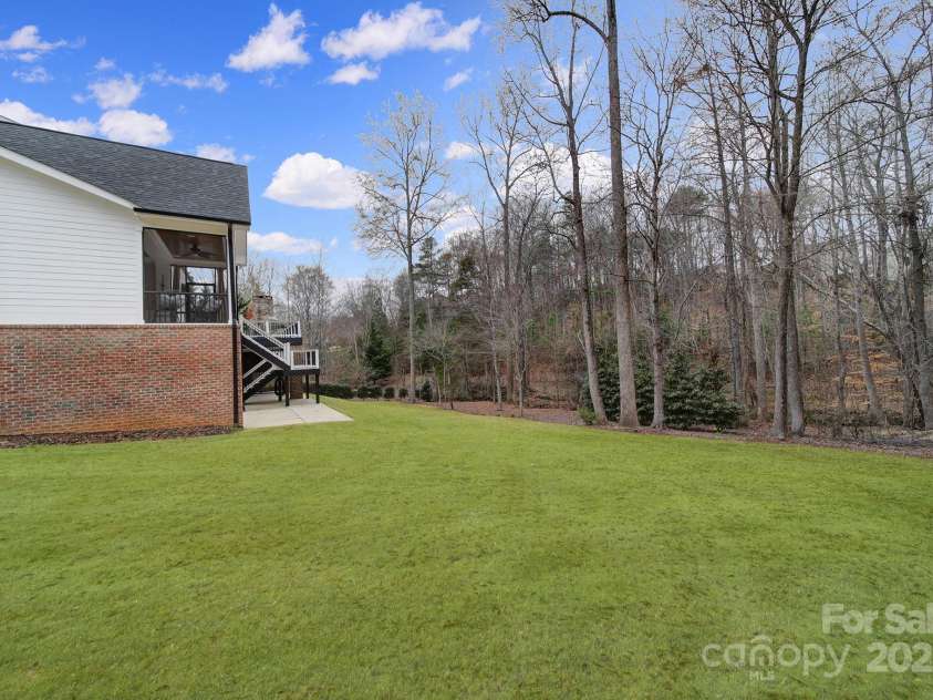 411 Belo Court, Fort Mill, SC 29715.  MLS# CAR4223656, YatesRealty ID 13593. 
