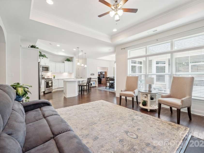 16112 Lakeside Loop Lane, Cornelius, NC 28031.  MLS# CAR4253709, YatesRealty ID 13594. Beautiful, Bright, Airy Plan!