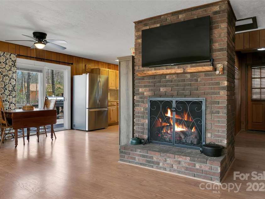 116 Woodpecker Lane, Brevard, NC 28712.  MLS# CAR4228755, YatesRealty ID 13595. 