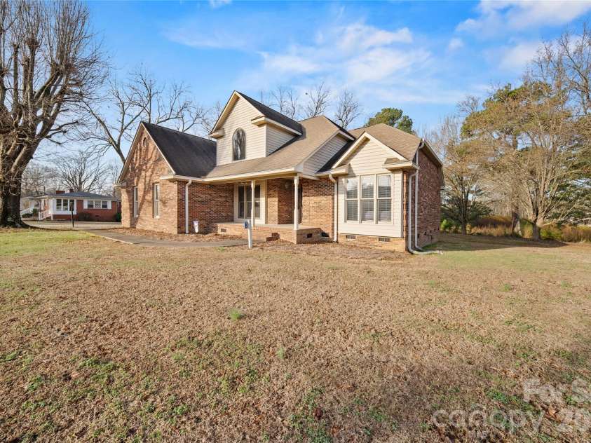 96 Valley Drive, Badin, NC 28009.  MLS# CAR4351086, YatesRealty ID 13595. 