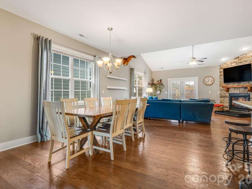 12 Hyde Park Place, Arden, NC 28704.  MLS# CAR4352317, YatesRealty ID 13596. 