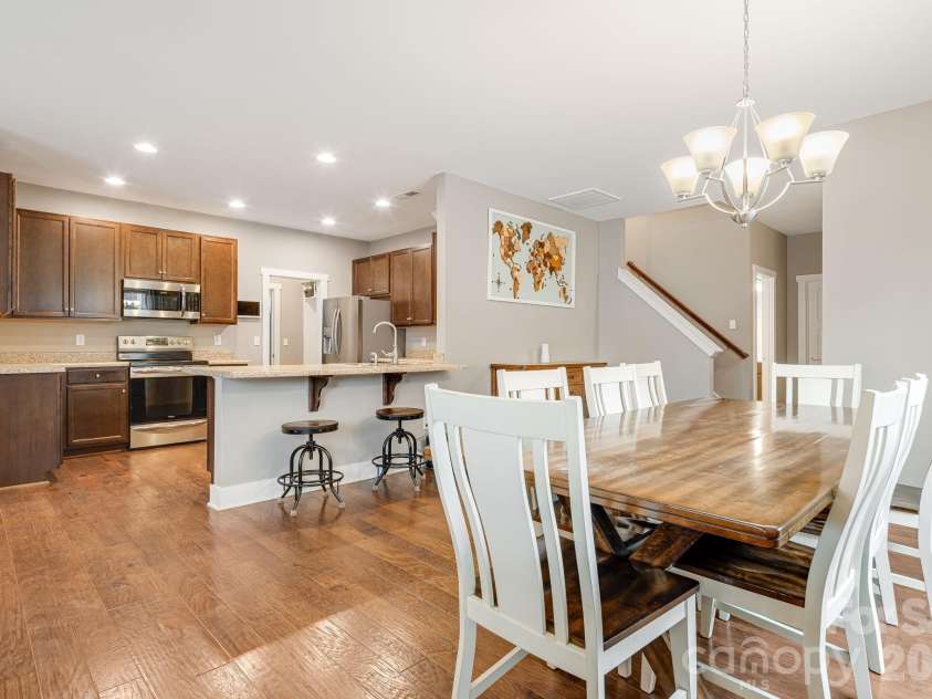 12 Hyde Park Place, Arden, NC 28704.  MLS# CAR4352317, YatesRealty ID 13596. 