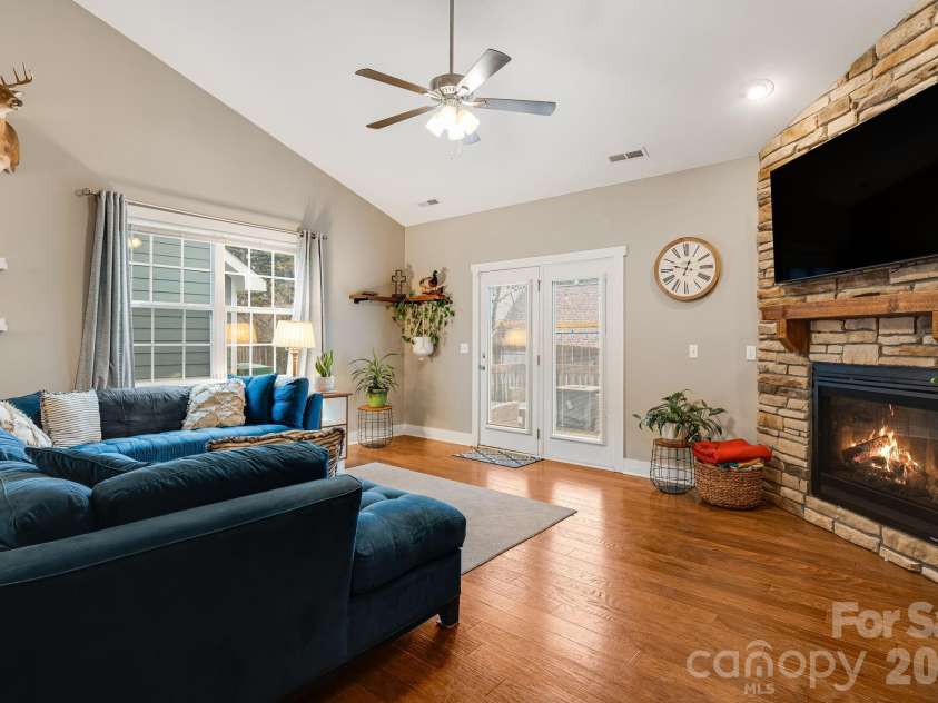 12 Hyde Park Place, Arden, NC 28704.  MLS# CAR4352317, YatesRealty ID 13596. 