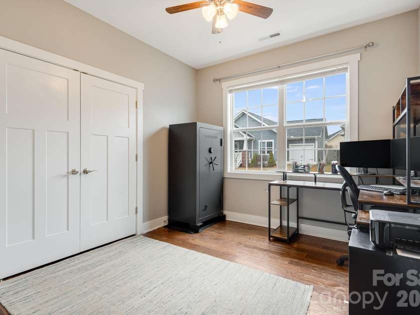 12 Hyde Park Place, Arden, NC 28704.  MLS# CAR4352317, YatesRealty ID 13596. 