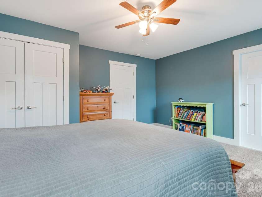 12 Hyde Park Place, Arden, NC 28704.  MLS# CAR4352317, YatesRealty ID 13596. 
