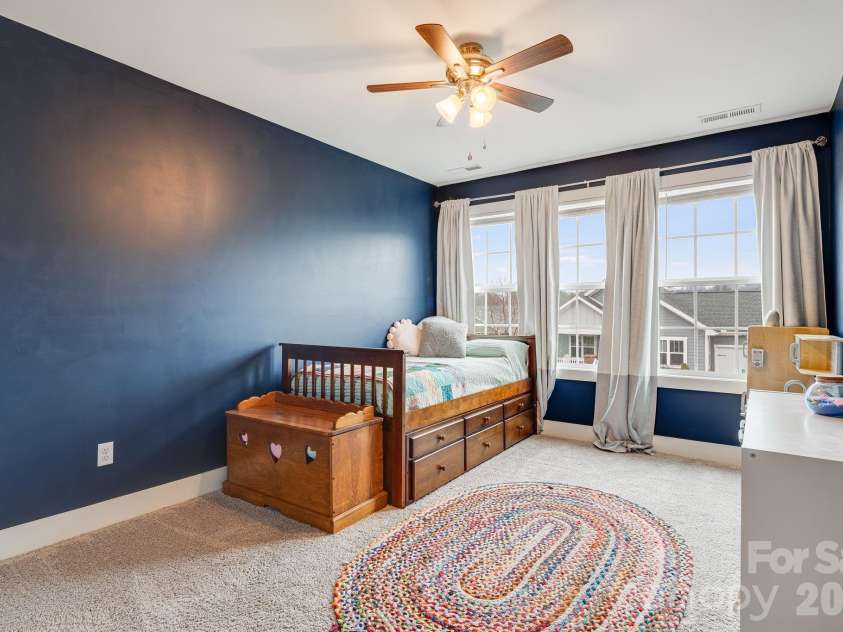 12 Hyde Park Place, Arden, NC 28704.  MLS# CAR4352317, YatesRealty ID 13596. 