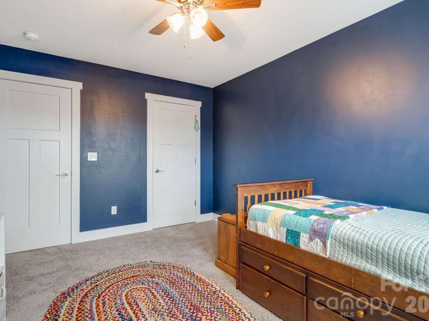 12 Hyde Park Place, Arden, NC 28704.  MLS# CAR4352317, YatesRealty ID 13596. 
