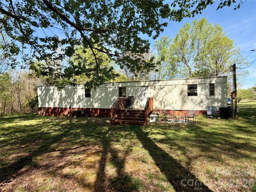 150 Heatherwood Court, Clover, SC 29710.  MLS# CAR4361475, YatesRealty ID 13597. 