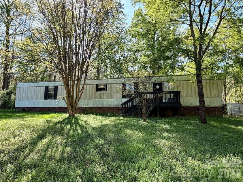 150 Heatherwood Court, Clover, SC 29710.  MLS# CAR4361475, YatesRealty ID 13597. 