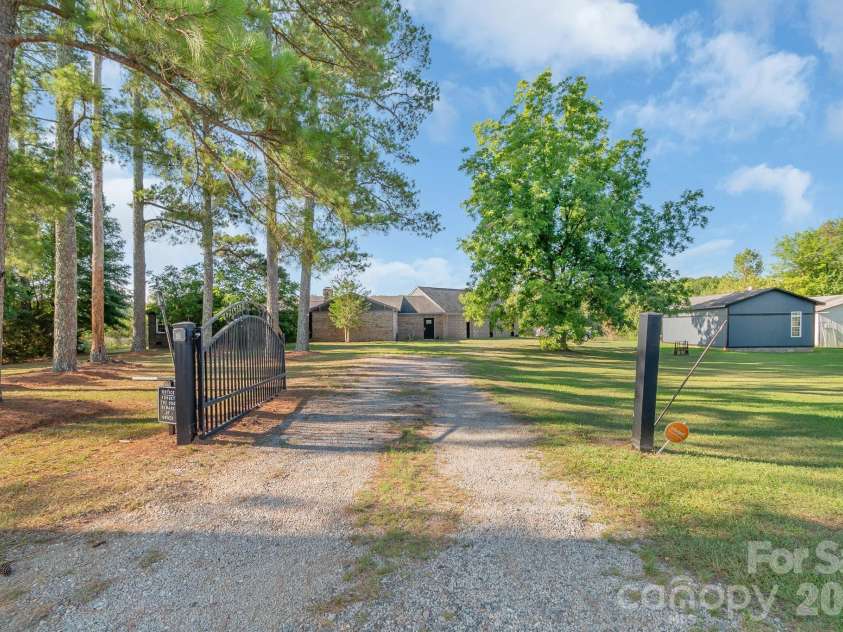 2248 Willie Usher Road, Lancaster, SC 29720.  MLS# CAR4402793, YatesRealty ID 13598. 