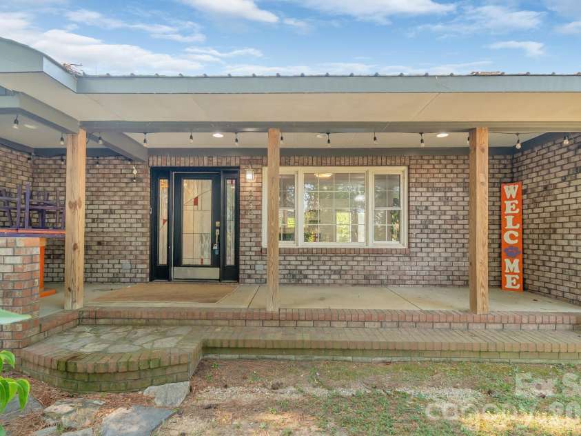 2248 Willie Usher Road, Lancaster, SC 29720.  MLS# CAR4402793, YatesRealty ID 13598. 