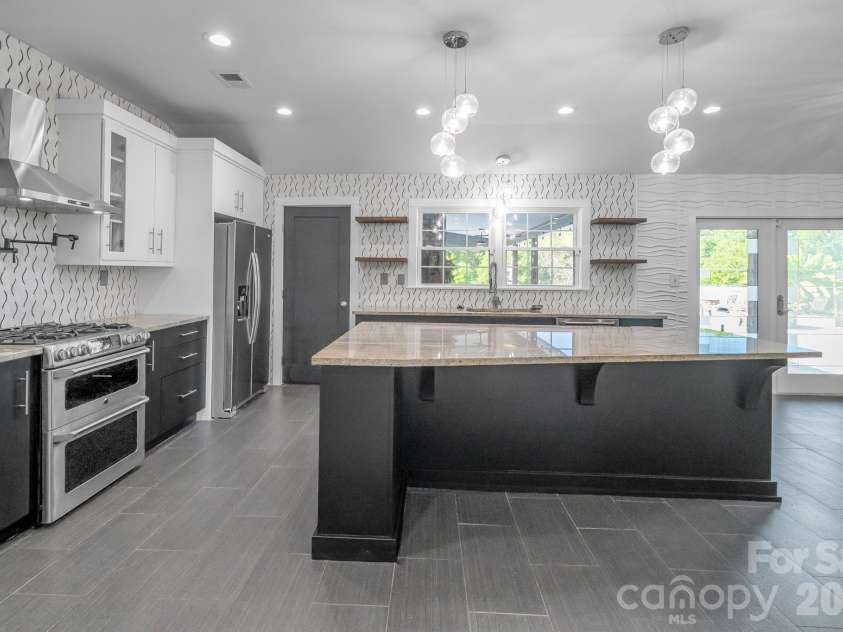 2248 Willie Usher Road, Lancaster, SC 29720.  MLS# CAR4402793, YatesRealty ID 13598. 