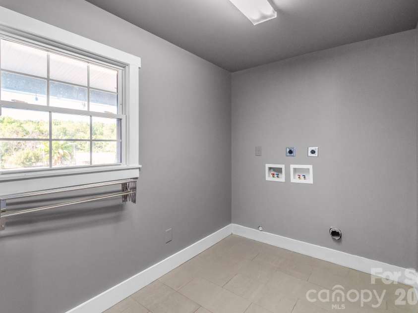 2248 Willie Usher Road, Lancaster, SC 29720.  MLS# CAR4402793, YatesRealty ID 13598. 
