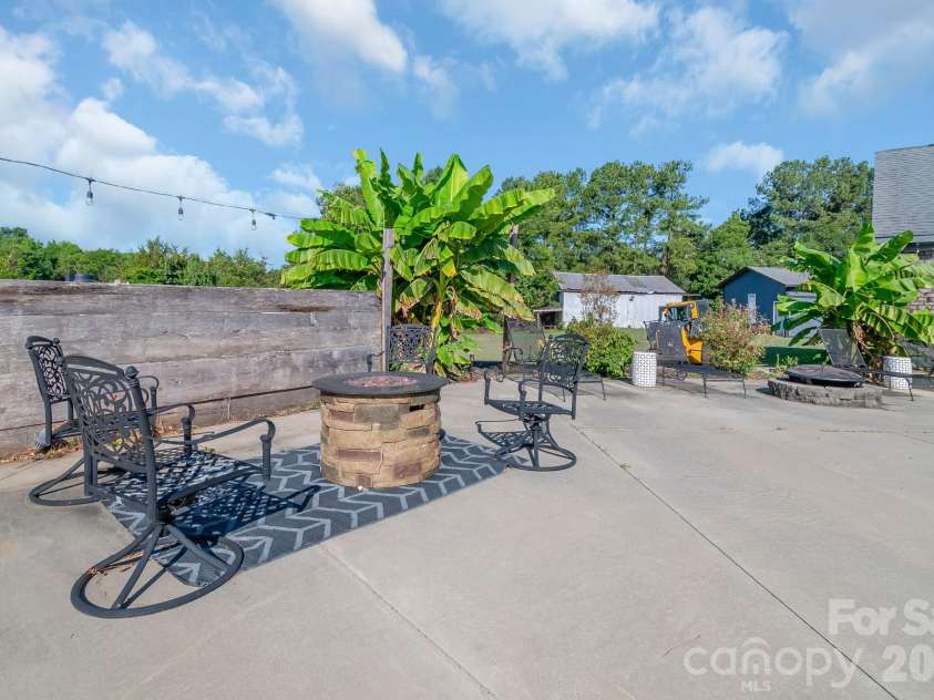 2248 Willie Usher Road, Lancaster, SC 29720.  MLS# CAR4402793, YatesRealty ID 13598. 