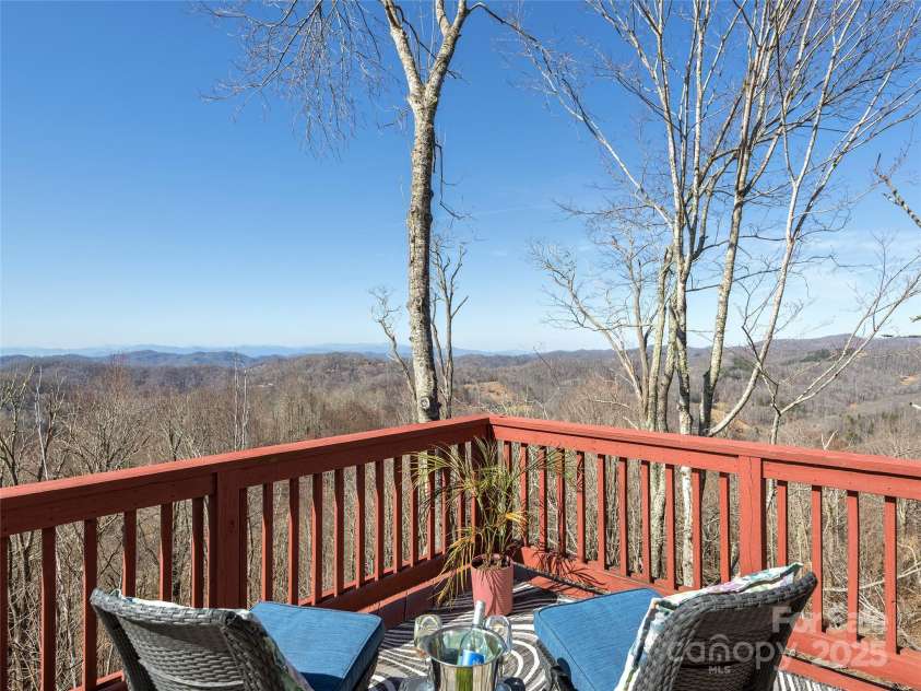 330 Vista Drive, Mars Hill, NC 28754.  MLS# CAR4229157, YatesRealty ID 13598. Views for days.