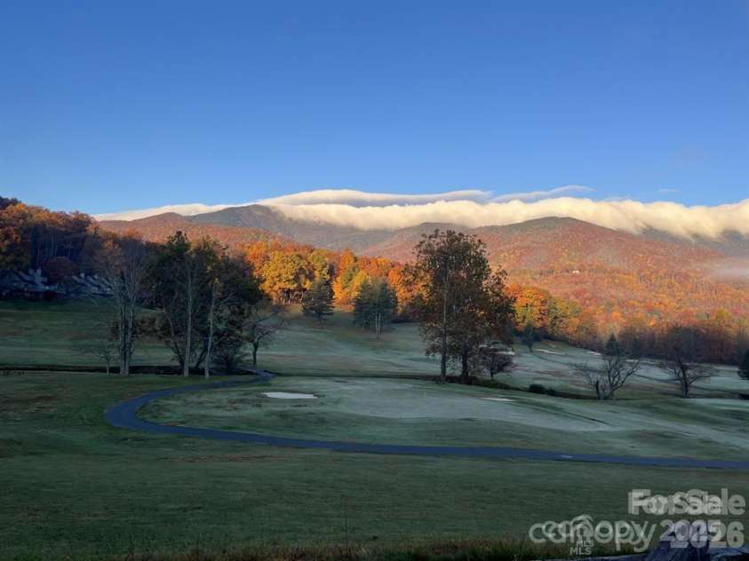 448 Mt. Mitchell Drive, Burnsville, NC 28714.  MLS# CAR4361005, YatesRealty ID 13599. 