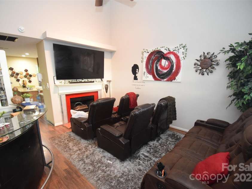 11130 Whitlock Crossing, Charlotte, NC 28273.  MLS# CAR4250386, YatesRealty ID 136. 