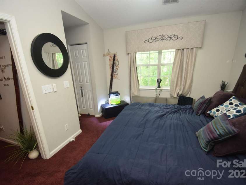 11130 Whitlock Crossing, Charlotte, NC 28273.  MLS# CAR4250386, YatesRealty ID 136. 