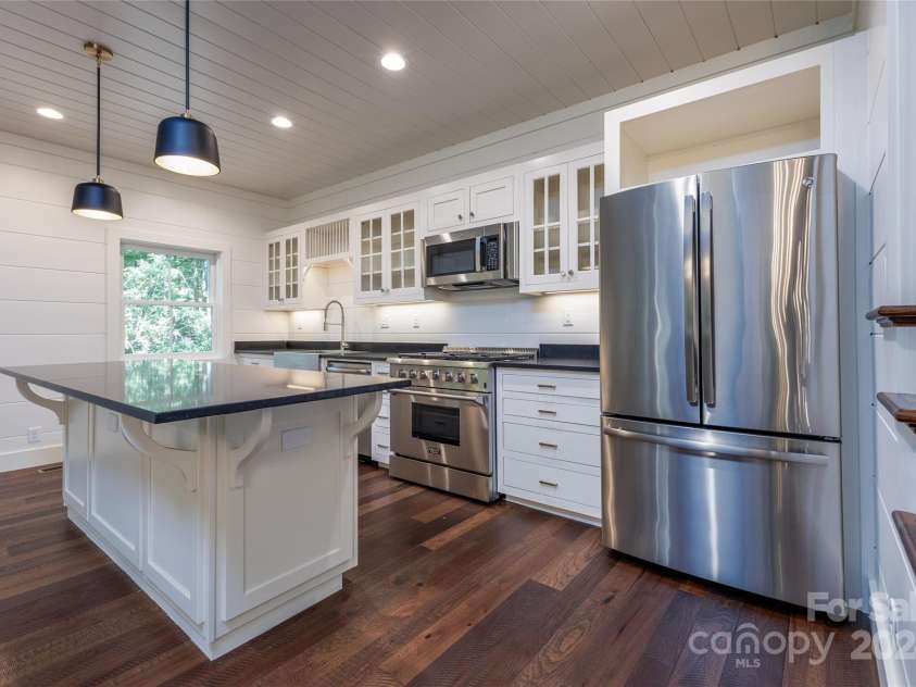 131 Club Drive, Sapphire, NC 28774.  MLS# CAR4157717, YatesRealty ID 136. 